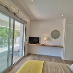 別荘 Modern Olivera With Private Pool *