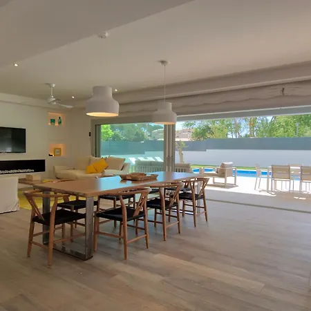 Modern Olivera With Private Pool * カレリャ・デ・パラフルジェリ