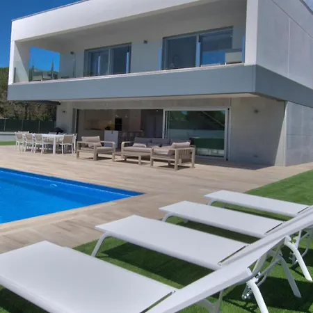 Tatil Evi Modern Olivera With Private Pool