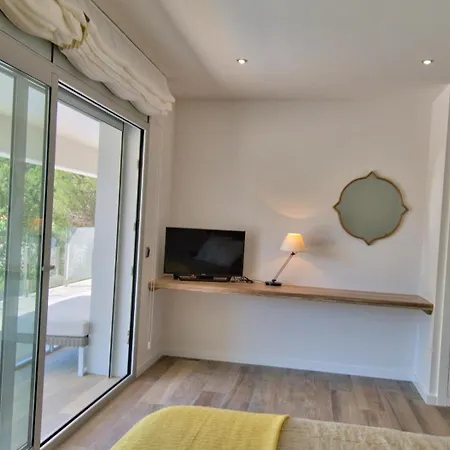 Prázdninový dům Modern Olivera With Private Pool *