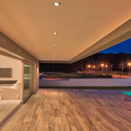 Modern Olivera With Private Pool *
