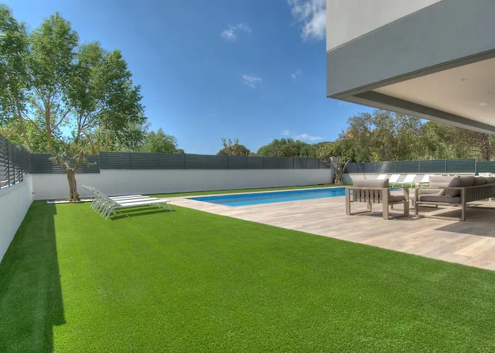 Modern Olivera With Private Pool * קאלייה דה פאלאפרוג'ל